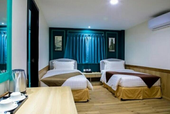 Sanctuary Hotel Rangoon Buitenkant foto